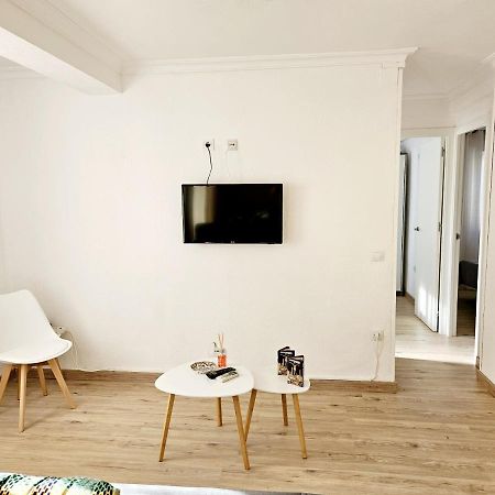 Apartamento Familiar En Triana Sevilla Exteriör bild