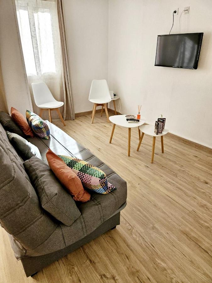 Apartamento Familiar En Triana Sevilla Exteriör bild